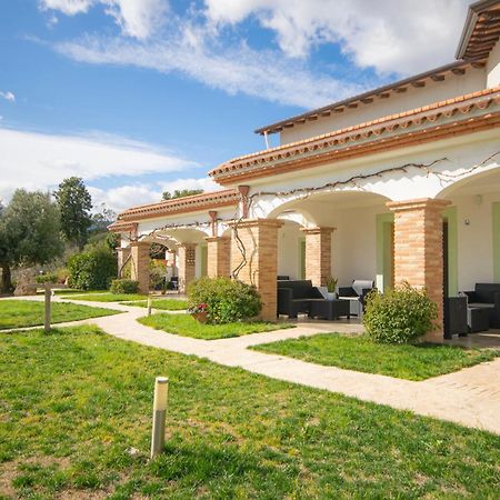 Hotel Essenza Di Mirto La Caletta Zewnętrze zdjęcie