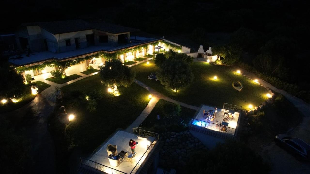 Hotel Essenza Di Mirto La Caletta Zewnętrze zdjęcie