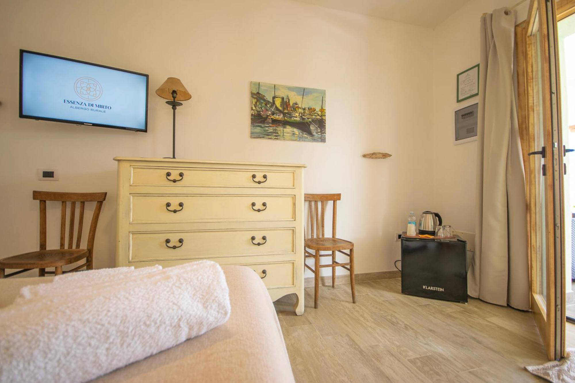 Hotel Essenza Di Mirto La Caletta Pokój zdjęcie