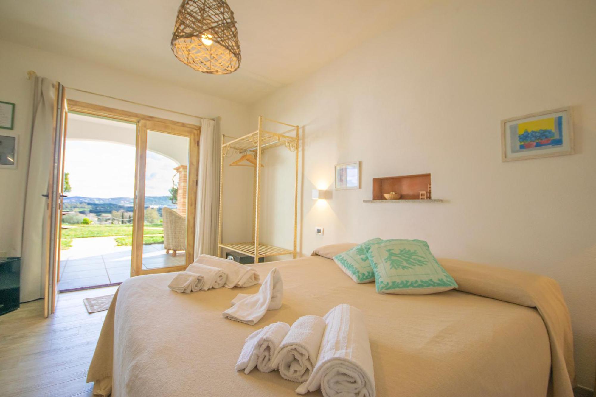 Hotel Essenza Di Mirto La Caletta Pokój zdjęcie
